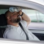 Onda de calor: cinco truques para resfriar o carro até 10 graus sem ar condicionado, e um deles é especialmente eficaz