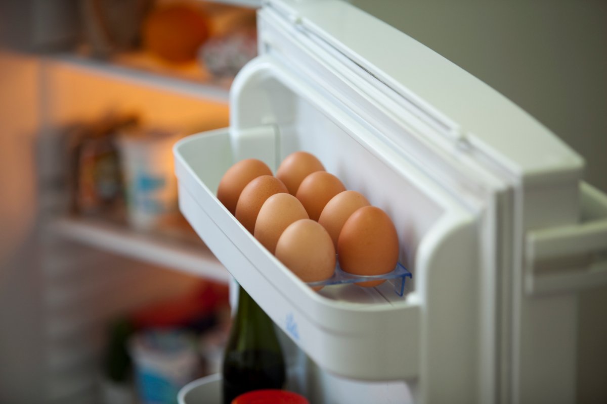 Você está armazenando os ovos corretamente? O segredo dos especialistas que prolonga a frescura e que quase ninguém conhece