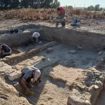 Ruas de seis metros da era do ferro e vestígios intactos: as escavações arqueológicas em Malleón tornam-se referência na arqueologia