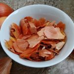 Para que serve a casca de cebola e por que é considerada um tesouro?
